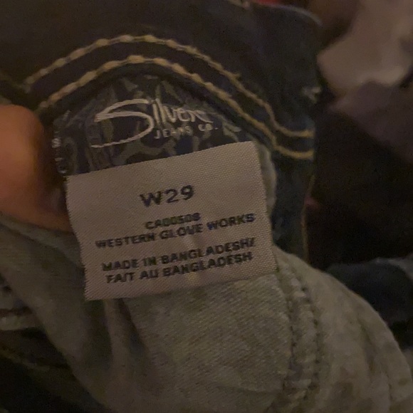 Silver Suki Capris - Picture 4 of 4